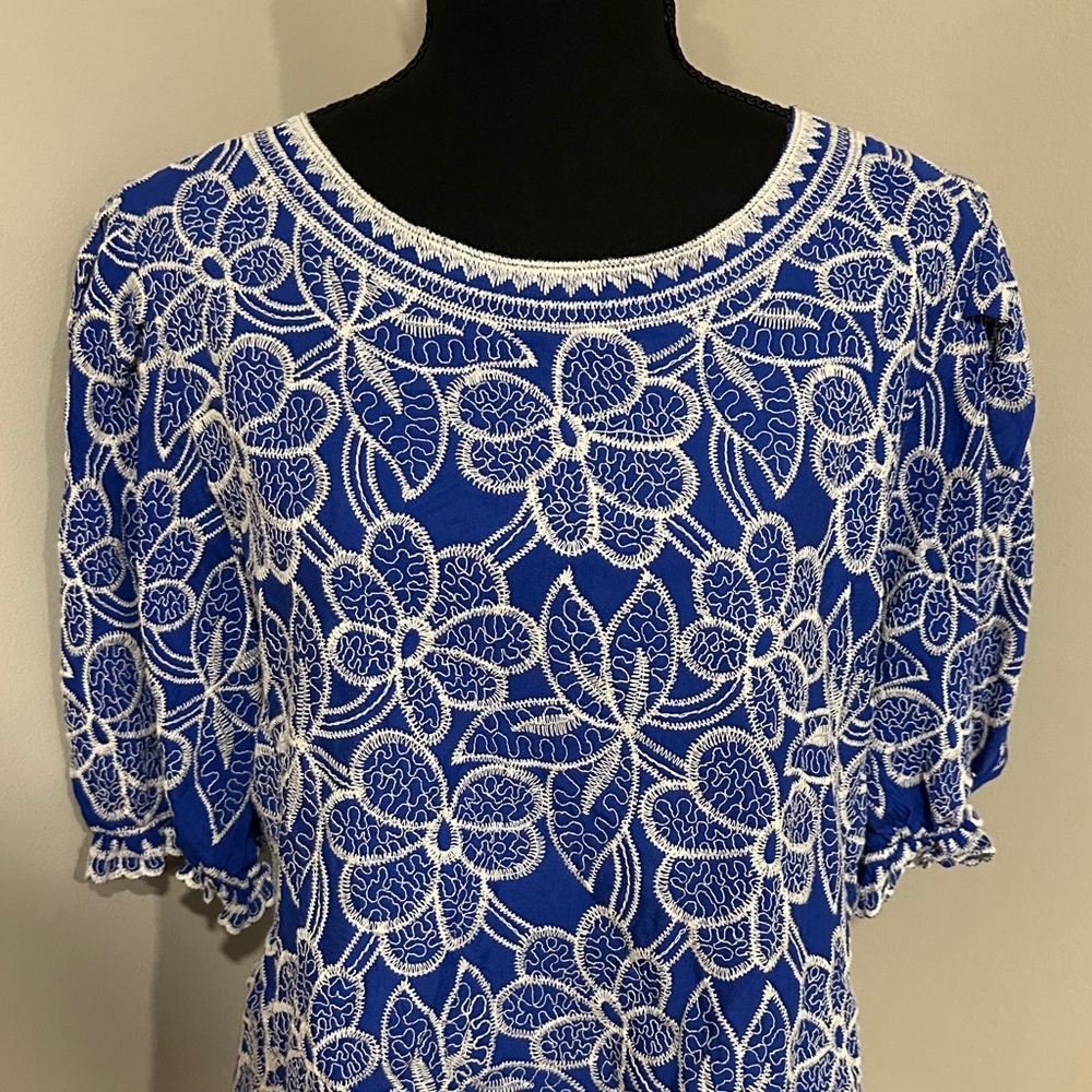 *SOLITAIRE* Royal Blue x White Lace Blouse Size Large - Picture 2 of 8